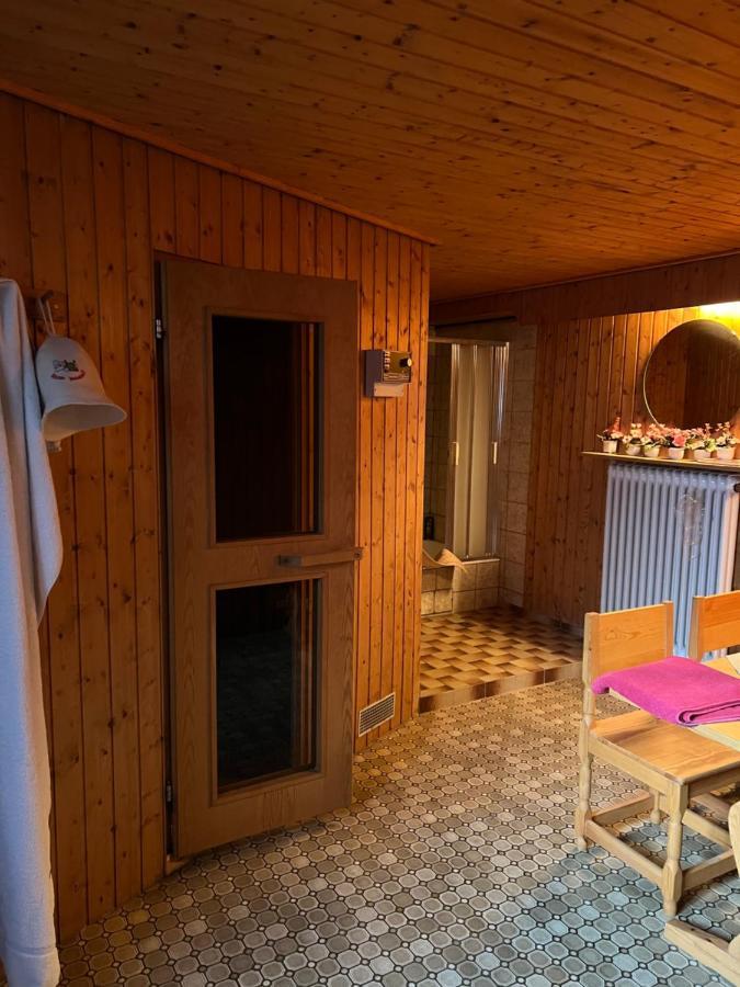 Doppelzimmer Nr 4 Freiensteinau Buitenkant foto